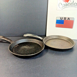 Set Of 2 Cast Iron Fry Pans Mini Skillet Eggs Or Pancakes Travel RV Camping Pans